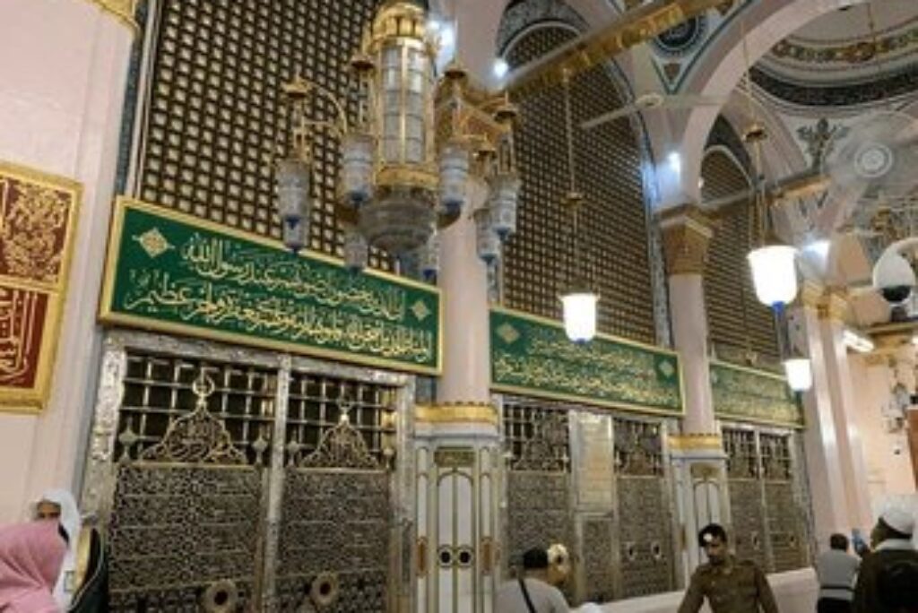 Top Things to Do in Medina | Must-Visit Islamic Sites & Spiritual Activities