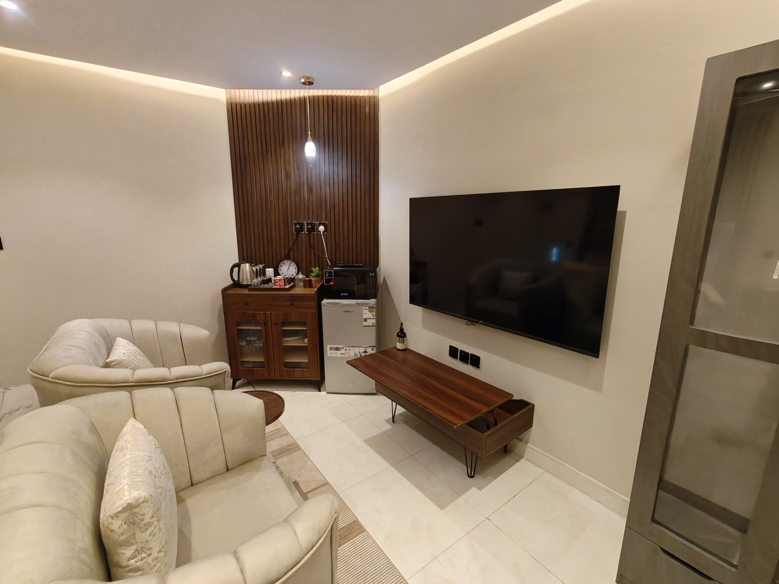 Cozy Luxury Hotel-Style Apartment in Madinah