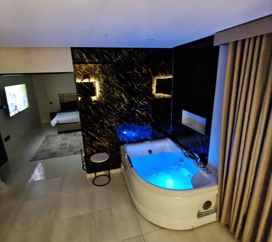 Luxury Hotel-Style Apartment for Daily Rent – Madinah