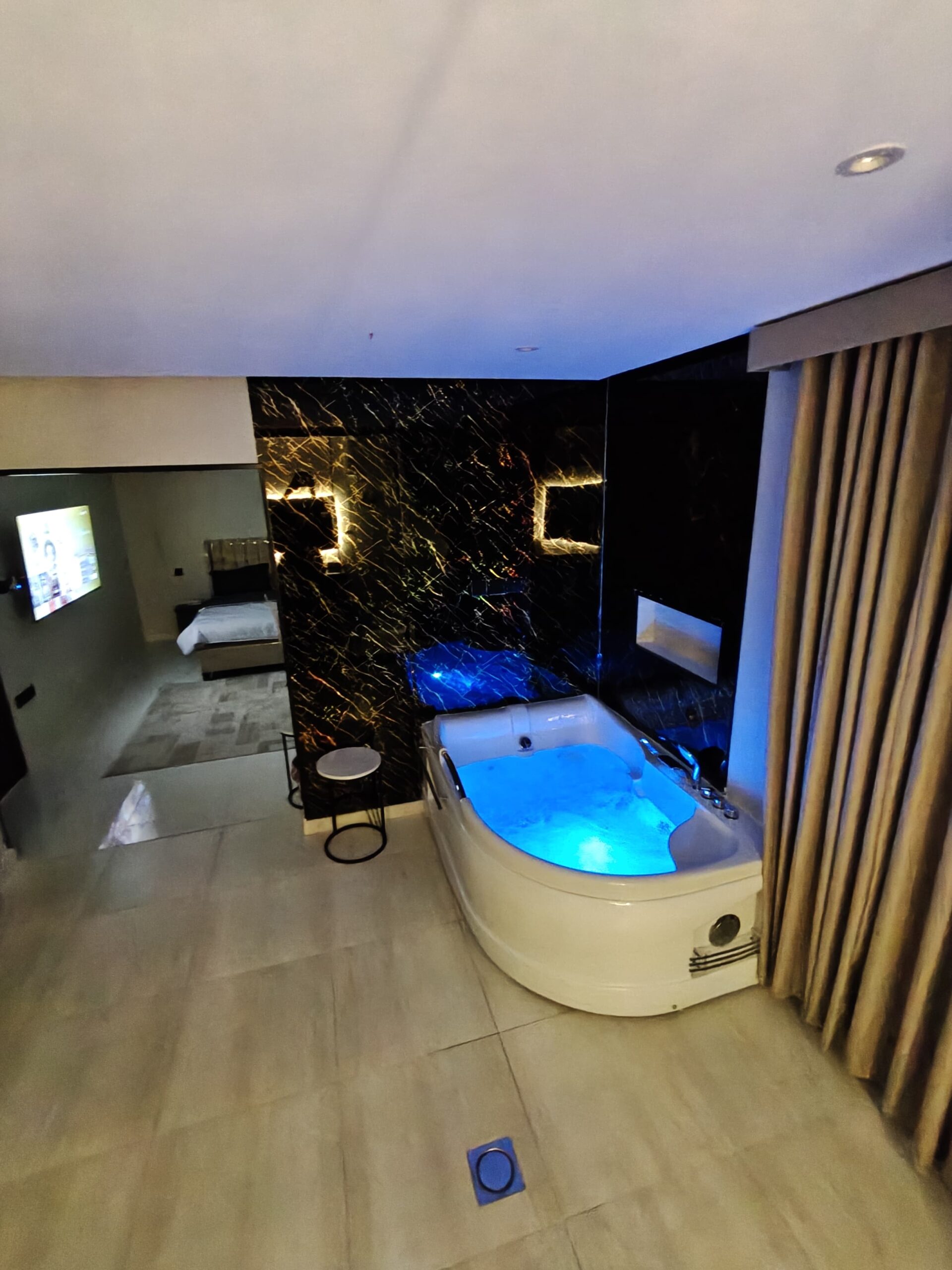 Luxury Hotel-Style Apartment for Daily Rent – Madinah